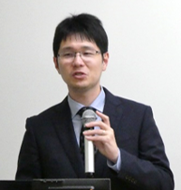 講師の上村さん